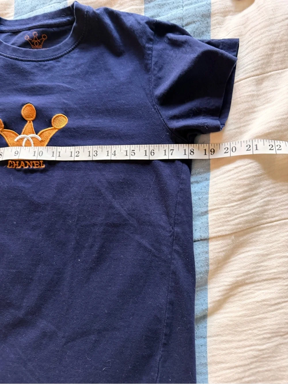 Chanel Crown Logo Navy Blue T-Shirt Size Small